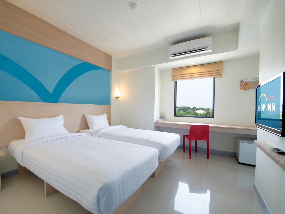 Hop Inn Sakon Nakhon Ngoại thất bức ảnh