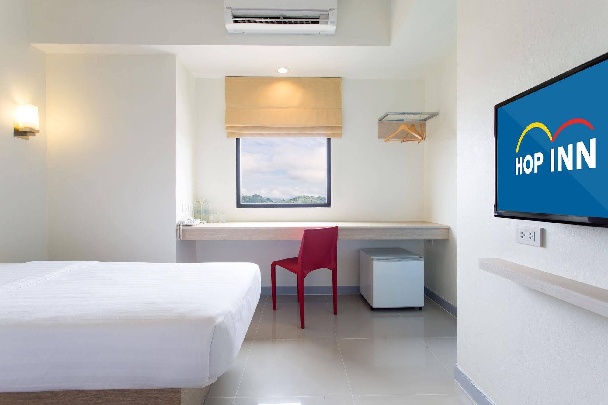 Hop Inn Sakon Nakhon Ngoại thất bức ảnh