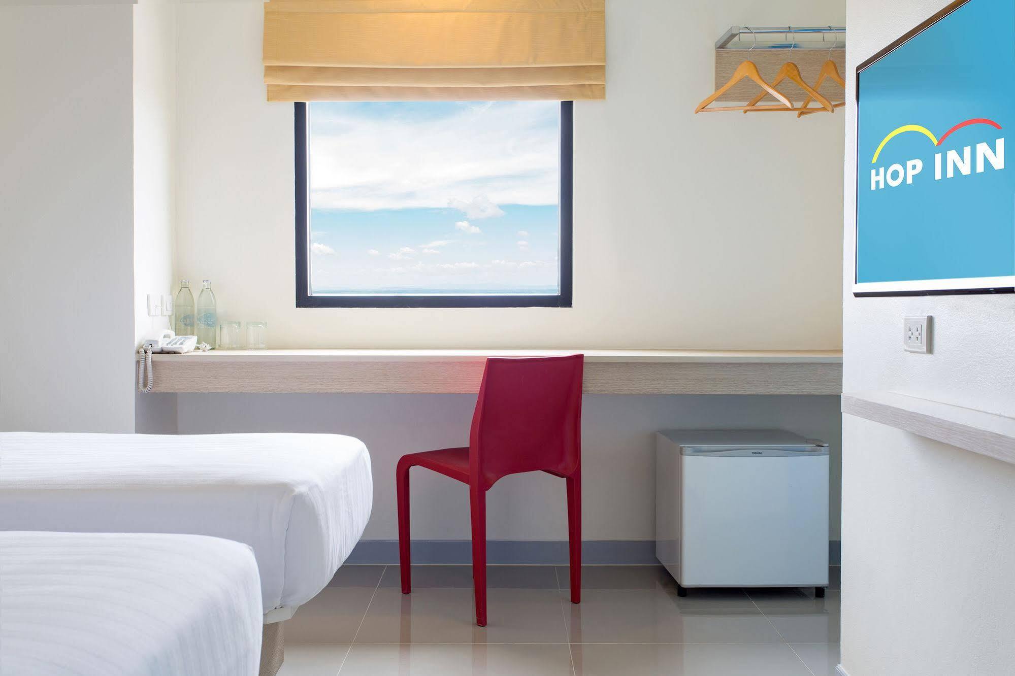 Hop Inn Sakon Nakhon Ngoại thất bức ảnh